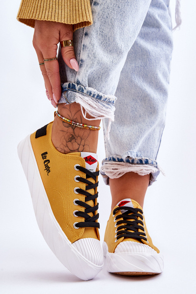 Lee Cooper LCW-23-44-1649L női tornacipő, sárga