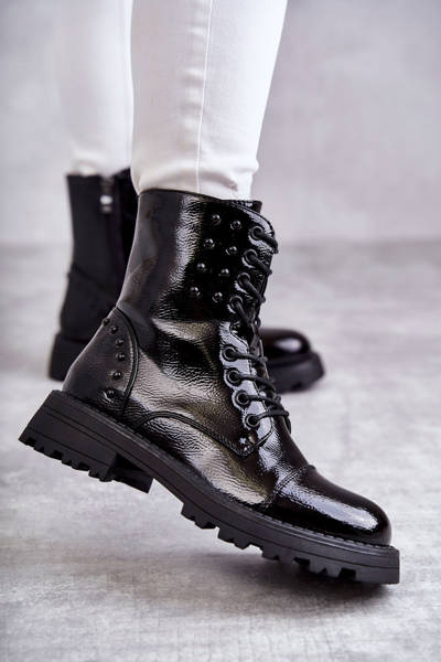 Bottines Vernies Avec Clous Noir Palmira