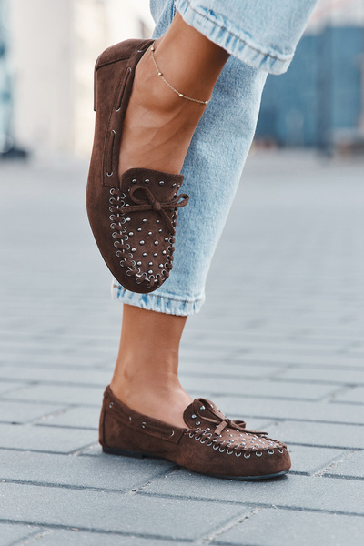 Geschmückte Damenschuhe aus Eco Wildleder Braun Prissine