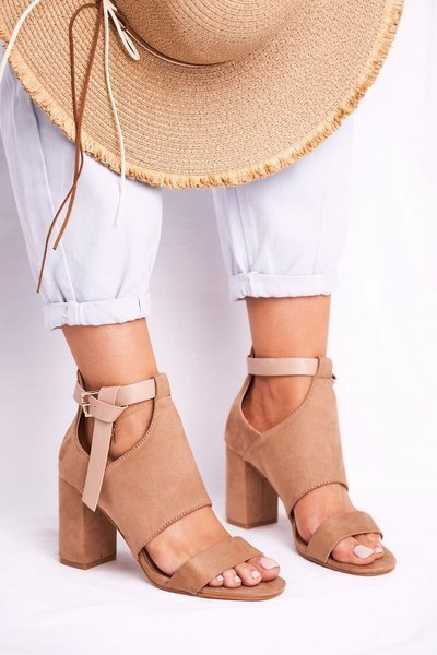 Sandale Stiletto cu vârfuri Vinceza 20-17054 bej