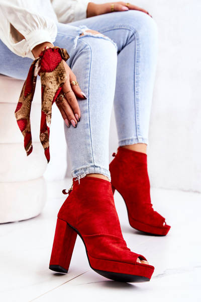 Bottines à talons aiguilles à bout ouvert Red Adore