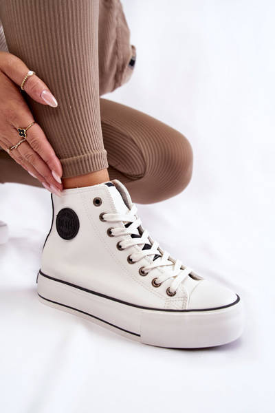 Adidaje izolate pentru femei Big Star KK274170 Alb