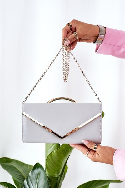 Pochette élégante avec chaîne gris