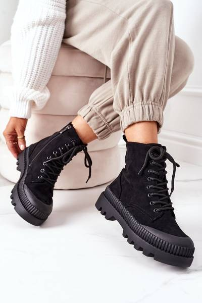 Suede Chelsea Boots Negru aici sunt