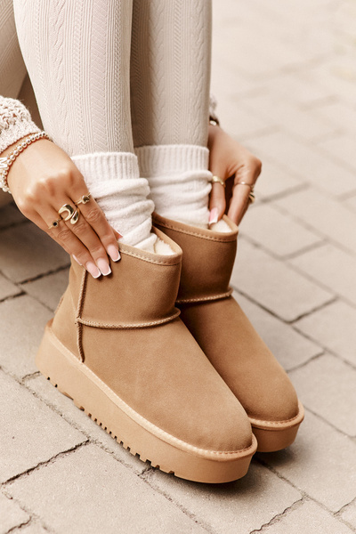 Bottes de neige en daim pour femmes sur plateforme au-dessus de la cheville Camel Rianaella
