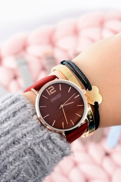 Modische Maroon Leder Damen Ernest Uhr