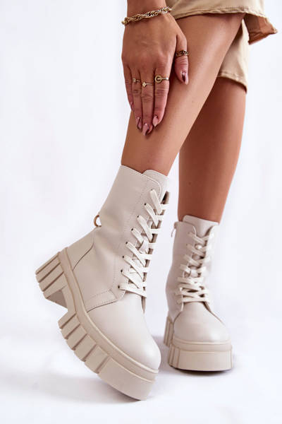 Bottes isolées en cuir sur plateforme beige clair Telisa