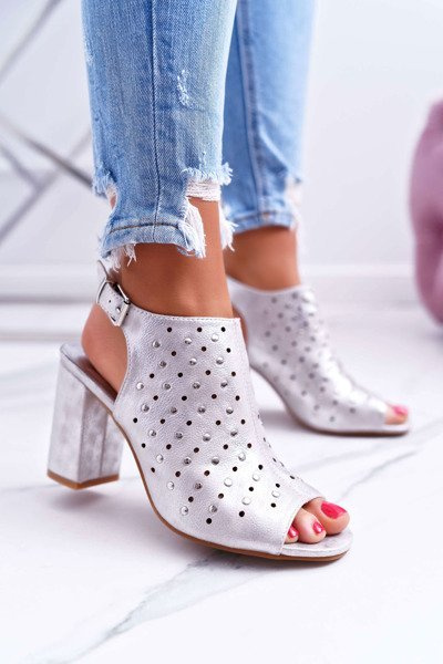 Silberne Hendrix Damen Sandalen mit Strasssteinen