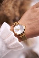 Shades of yellow and gold