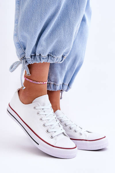 Baskets basses classiques pour femmes blanches Vegas