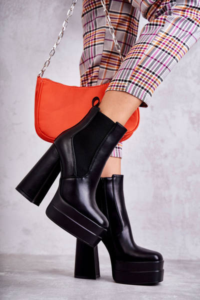 Women's Leather Boots On A Massive Heel Black Jones