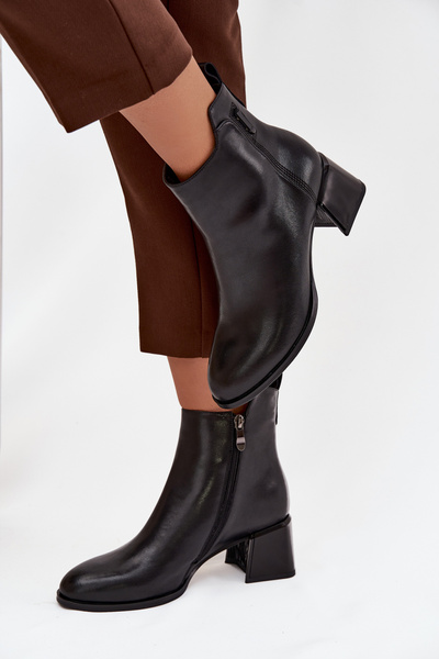 Bottes pour femmes en cuir à talon doublées noires Nolivra