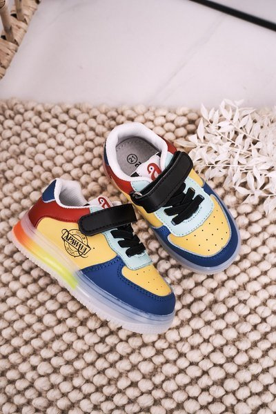 Kinder LED Leuchtsohle Sportschuhe Mehrfarbig Scooter