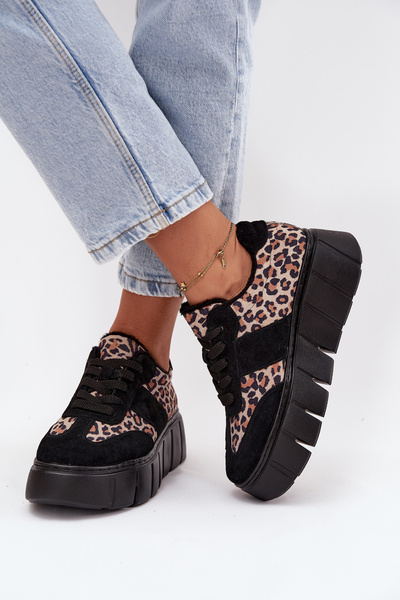 Wildleder Isolierte Damensneaker auf massiver Plattform Vinceza 66841 Panther Schwarz