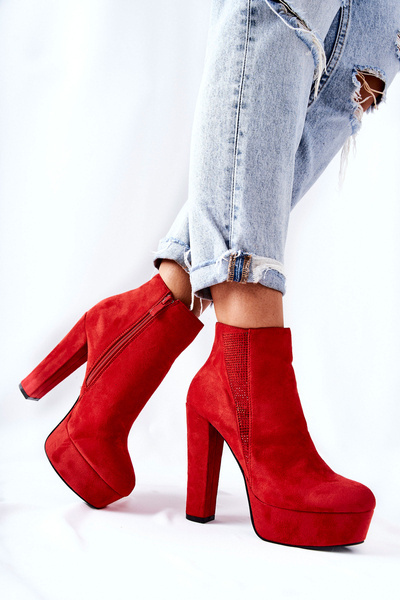 Bottes En Daim Sur Talon Haut Rouge Sarsea
