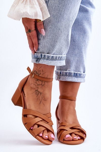 Sandales Confortables à Talons Bas Camel Camelia