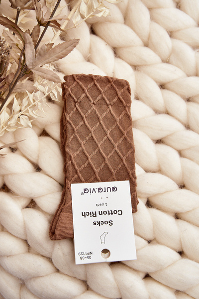 Chaussettes pour femmes avec gaufrage décoratif marron clair