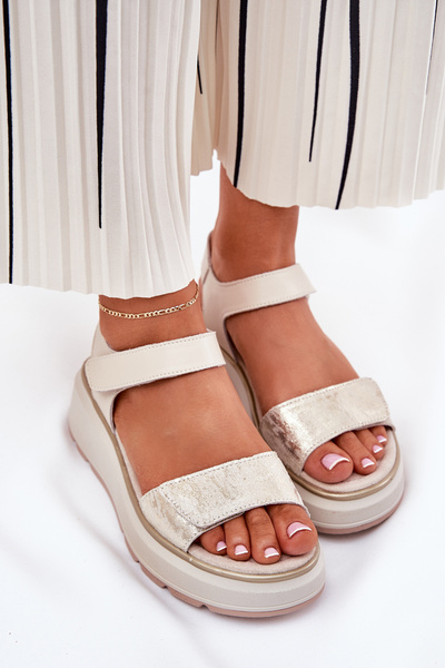 Sandales compensées et plateformes pour femmes avec décorations S.Barski HY056 Beige