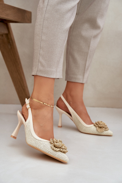 Escarpins Tressés Avec Talon Ouvert Beige Lanithra