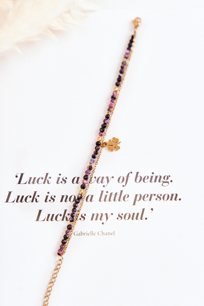 Női karkötő fekete-arany gyöngyökkel