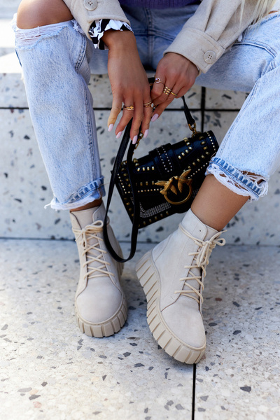 Bottes à plateforme en daim Lewski Shoes 3177 Beige clair