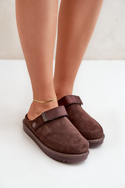 Chaussons isolés pour femmes sur plateforme chocolat Neliel