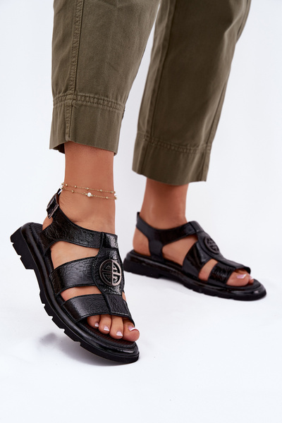 Sandales en cuir pour femmes laquées avec détail décoratif Artiker 56C0691 noires