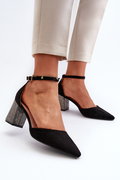 Schwarze Kunstleder-Pumps auf verziertem Stiletto Anlitela