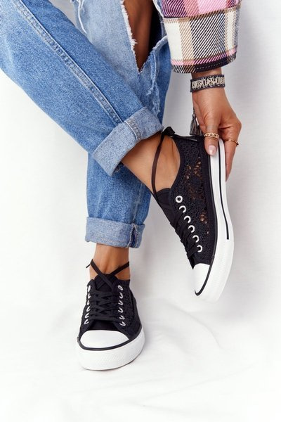 Women's Lace Sneakers Black Candice