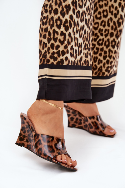Sandalelor lacuite pentru femei pe platforma leopard maro Nelithin