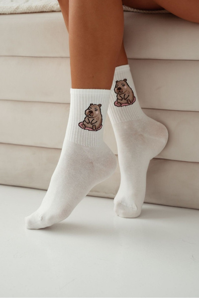Chaussettes Fines En Coton Capybara Assise Ecru