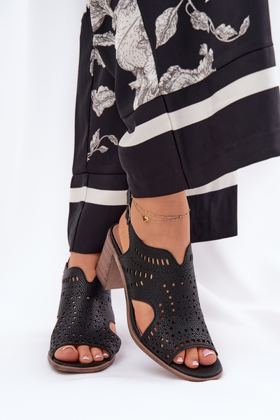 Sandale Dama Perforate Pe Toc Negre Tosine