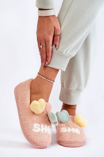 Chaussons Femme Avec Coeurs Rose Alaska