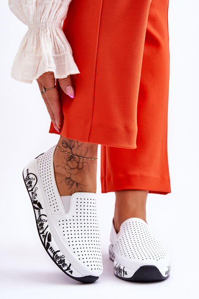 Baskets Slip-On En Cuir Ajouré Blanc Porté
