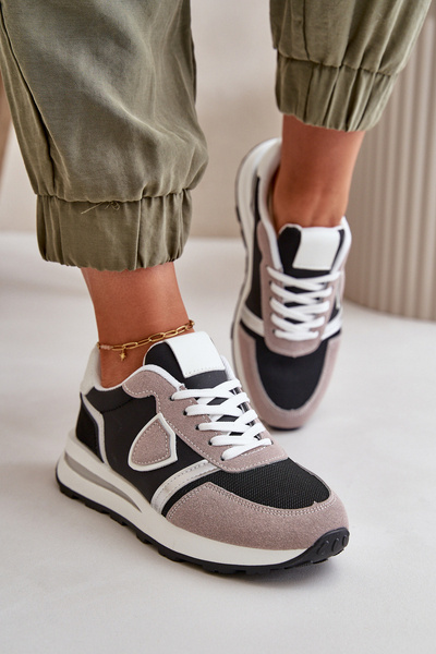 Moteriški sportbačiai su blizgučiais juoda Velaniela