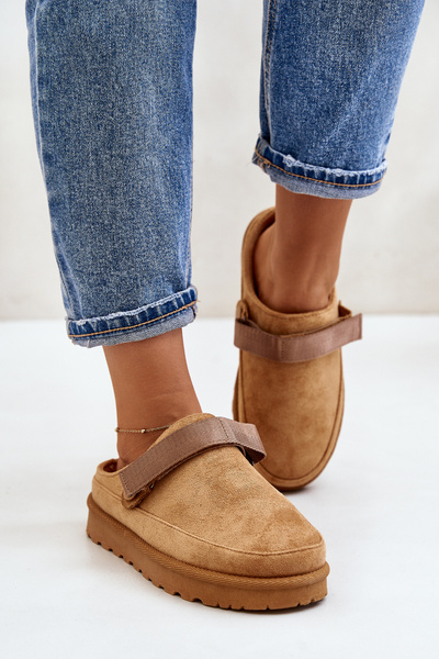 Chaussons Femme Isolés Avec Fourrure Sur Plateforme Camel Azida