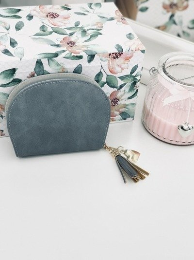 Portefeuille bleu pour femme avec pompon