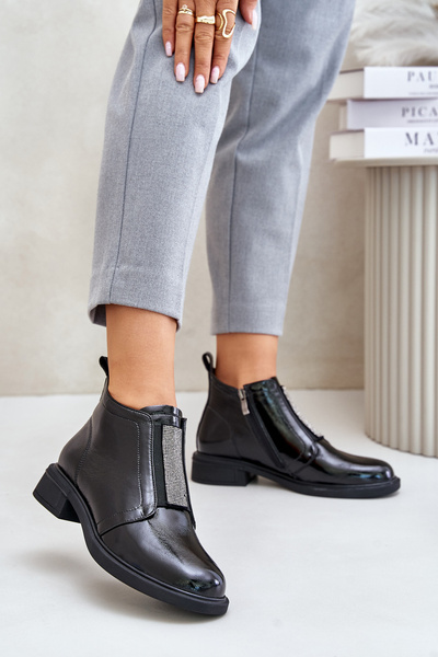 Bottines basses en cuir verni avec décoration sur fermeture éclair D&A MR880-142 Noir