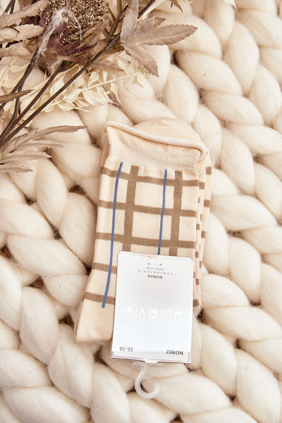 Chaussettes pour femmes à motifs beige clair