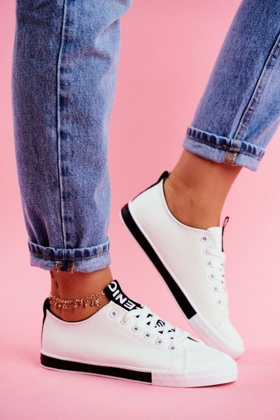 Baskets Femme Classique Noir Ville