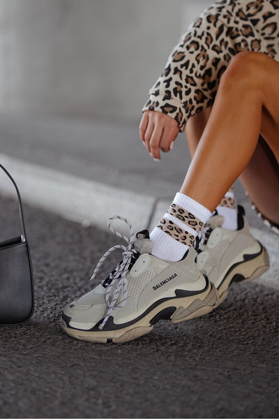 Moteriškos Kojinės Dvi Taškuotos Juostos Baltos