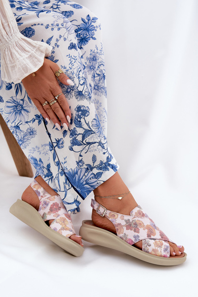 Női szandálok öko bőrből virágmintás multikolor Tosmelia