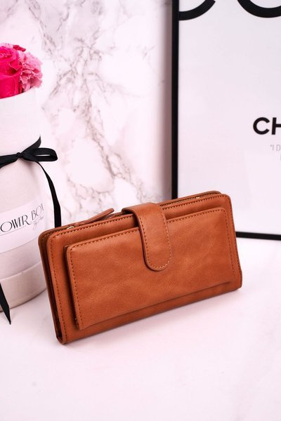 Large Women's Wallet With An Extra Space For Cards Brown