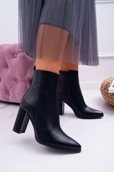 Women's Stiletto High Boots Zipper Pointed Black Ferol