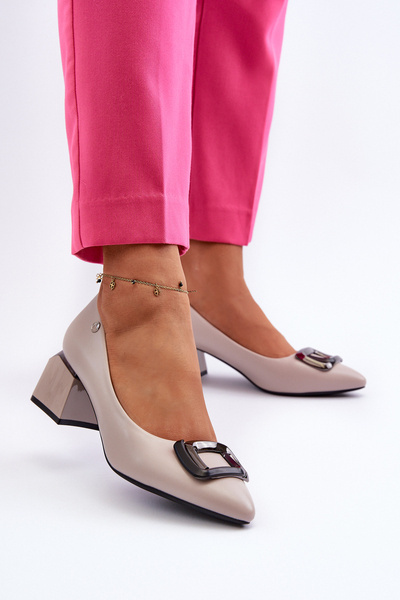 Moteriški kiemo batai su blokiniu kulnu ir pilka apdaila „Sarala“.