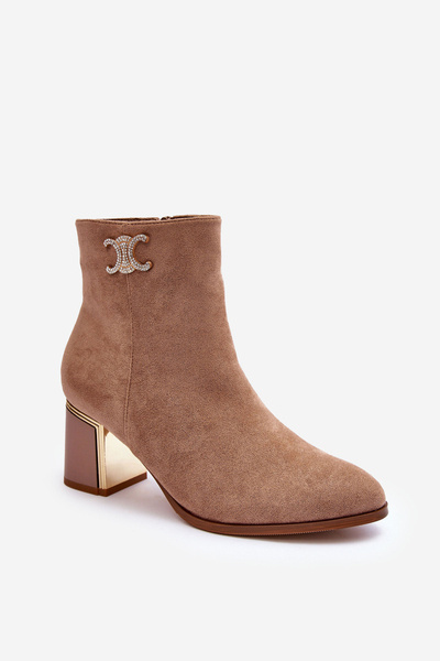 Bottes En Cuir Sur Talon Avec Ornement Beige Dwinja