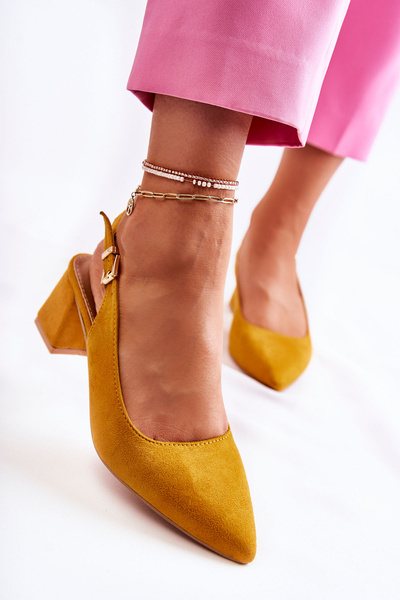 Escarpins en daim jaune spitz Ashley