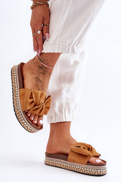 Chaussons Femme En Daim Avec Noeud Camel Lauria