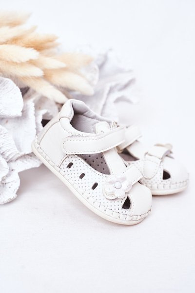 Children's Leather Sandals With Velcro White Flowers