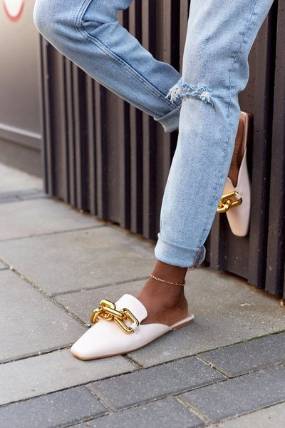Chaussons Femme Avec Chaîne Beige Call On Me